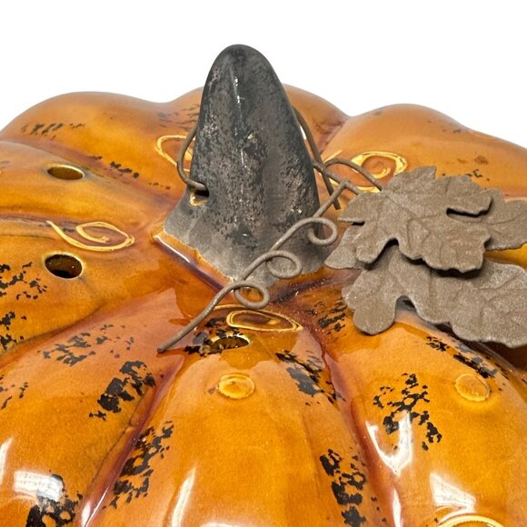 Glass Pumpkin Decorative Fall Halloween Art Swirls Metal Stem Leaves 6 x 5 - Picture 3 of 8